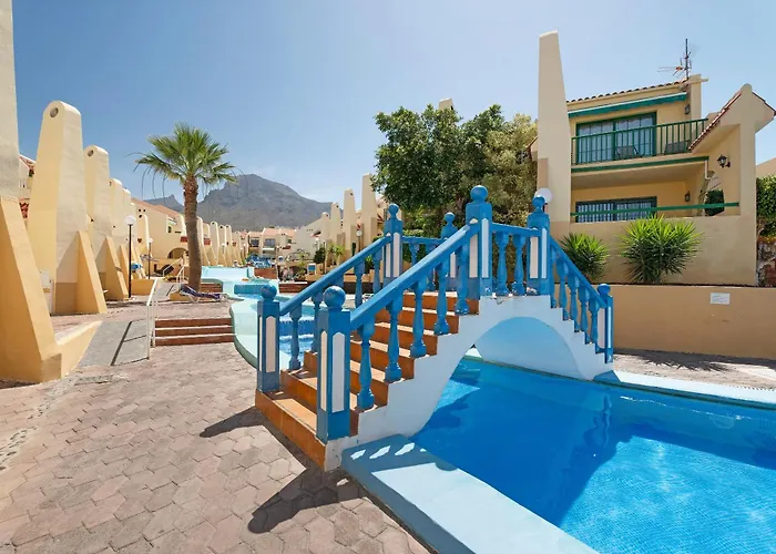 아파트 Holidays *