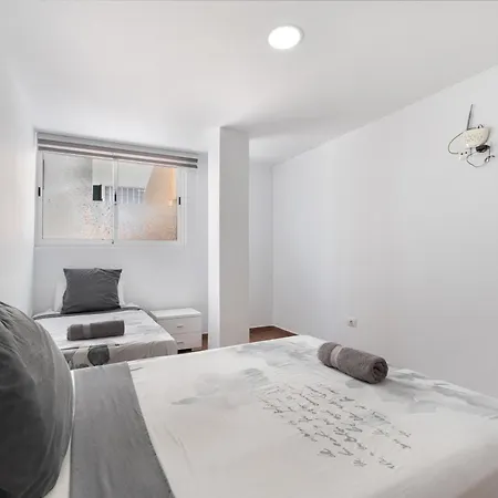 Apartment Holidays *