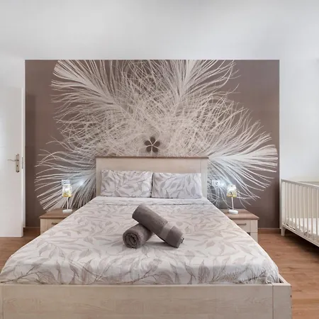 Holidays Apartment *