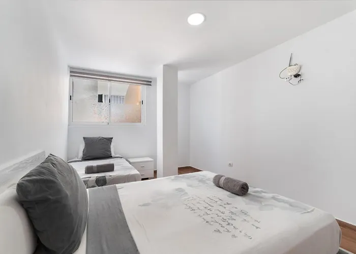 Apartment Holidays *